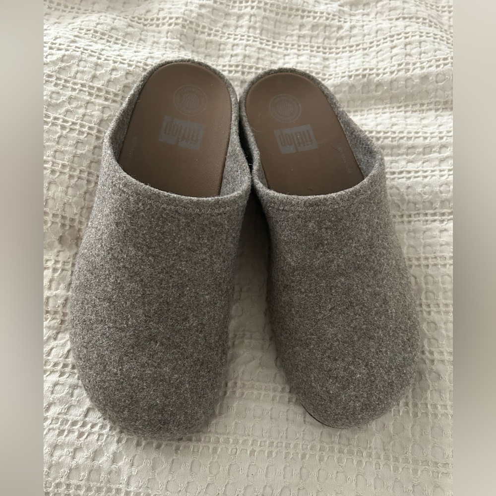 Fitflop Shuv Clog (worn once indoor)